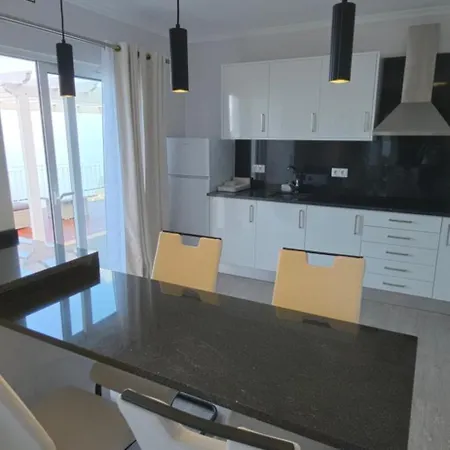 Apartment Sublime View - Garden Quinta Grande